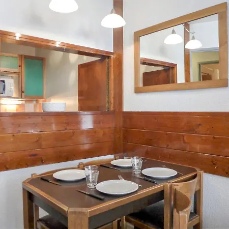 Le Chamois Blanc-8 By Interhome Appartement Chamonix