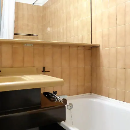 Le Chamois Blanc-8 By Interhome Appartement